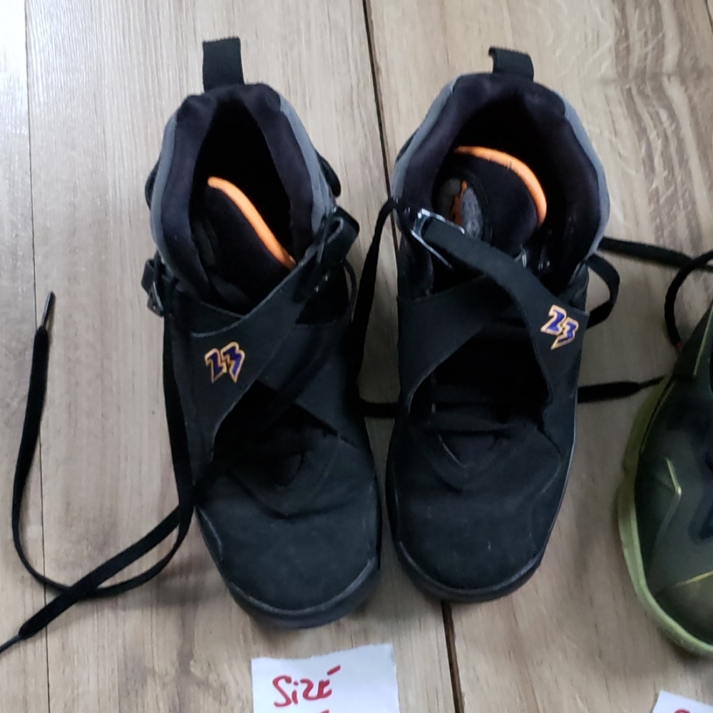Sneakers - Picture 7 of 7